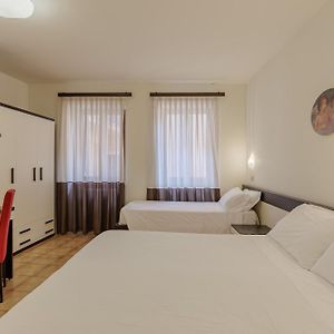Dreibettzimmer